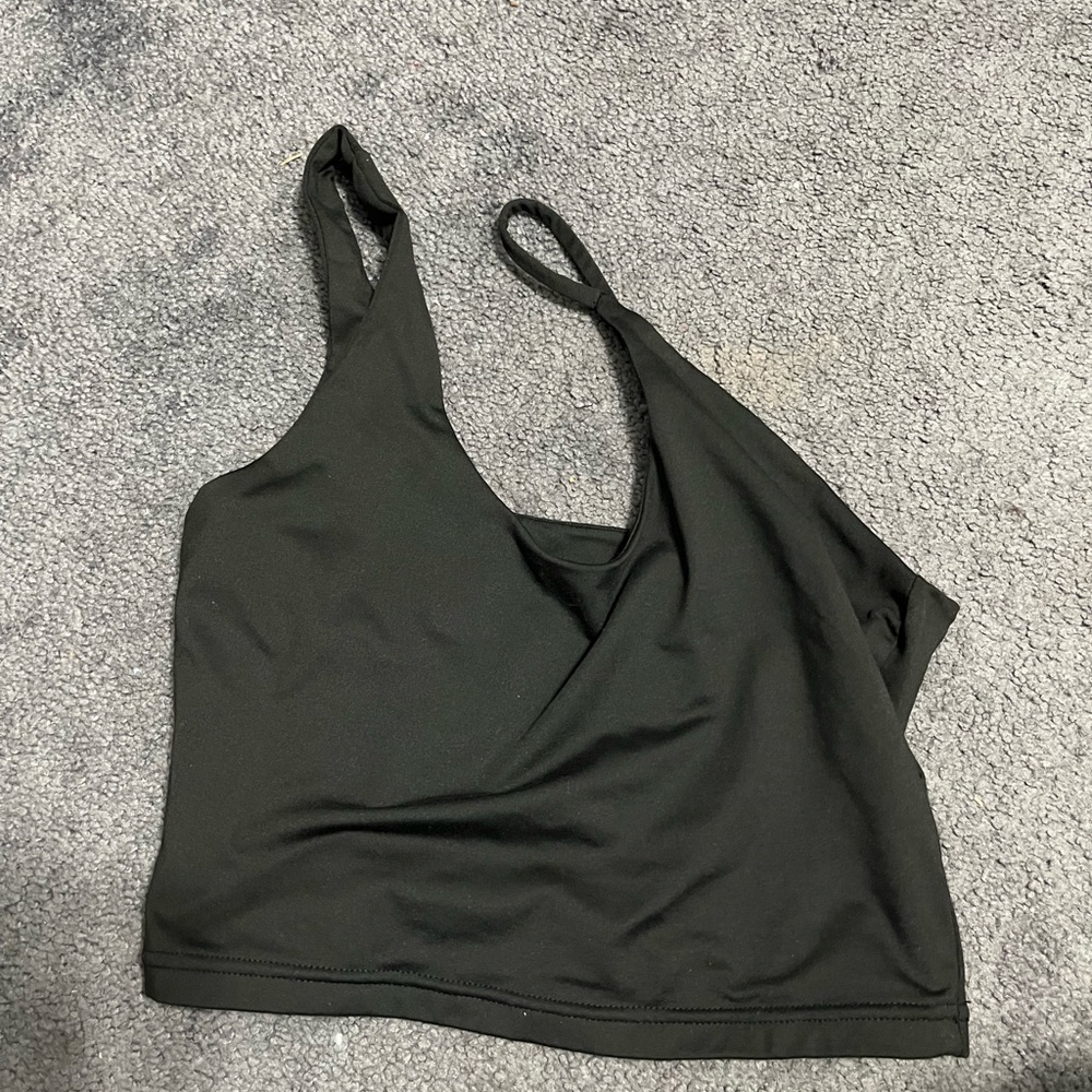 Black Sleeveless Crop Top